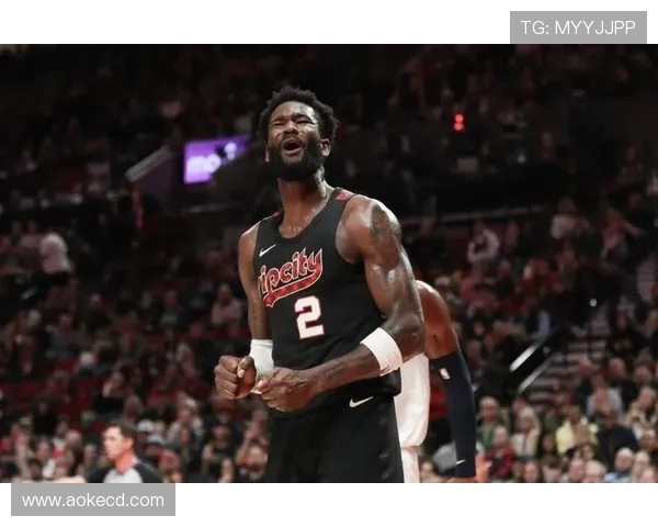 艾顿称赞东契奇为挡拆天才直言其球场视野如同长了眼睛